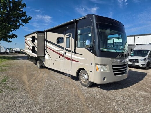 2016 Coachmen Mirada 35bh