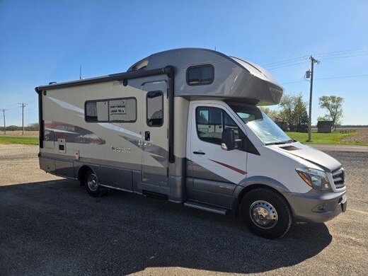 2018 Winnebago Navion 24d